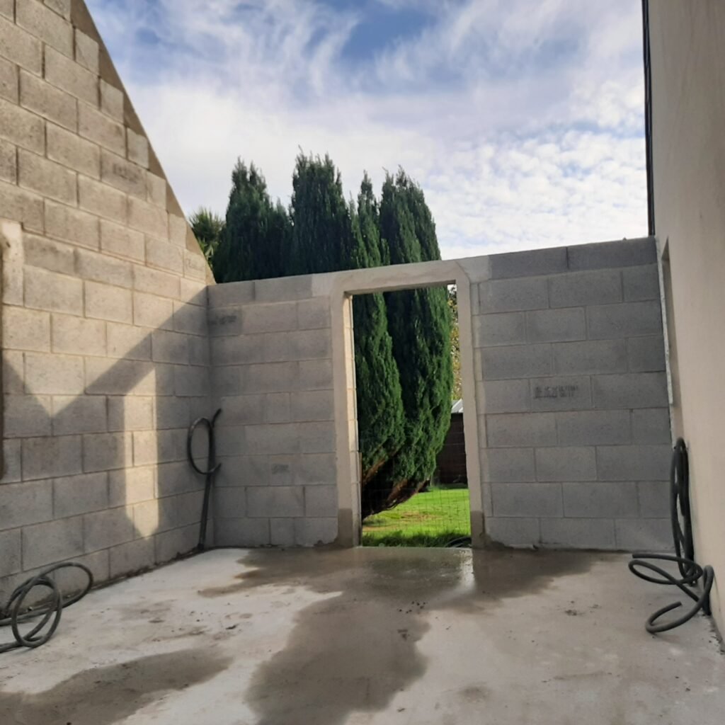Création d’un garage – TM Maçonnerie Création d'un garage à Trébeurden