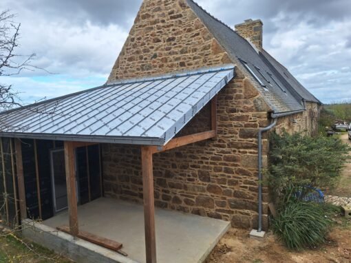 Rénovation enduit maison ancienne - TM Maçonnerie Rénovation enduit à la chaud maison ancienne.